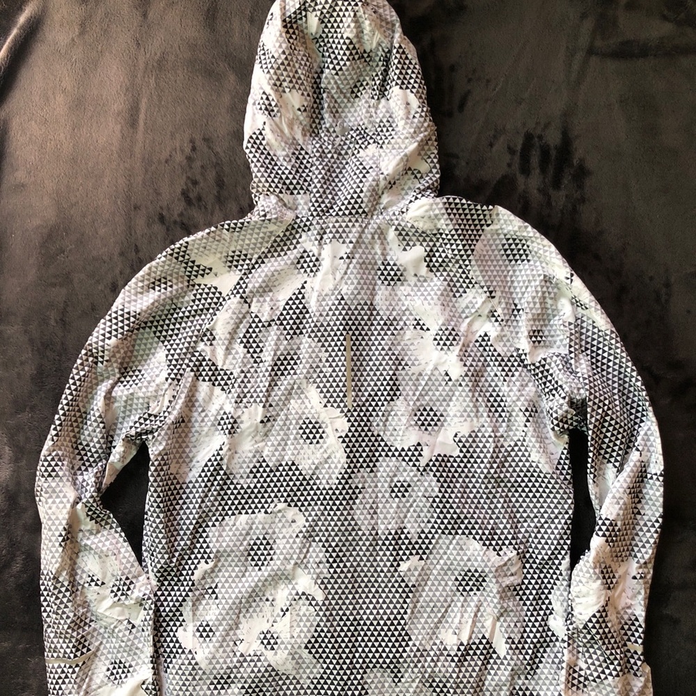 Nike Jacket - Picture 4 of 4